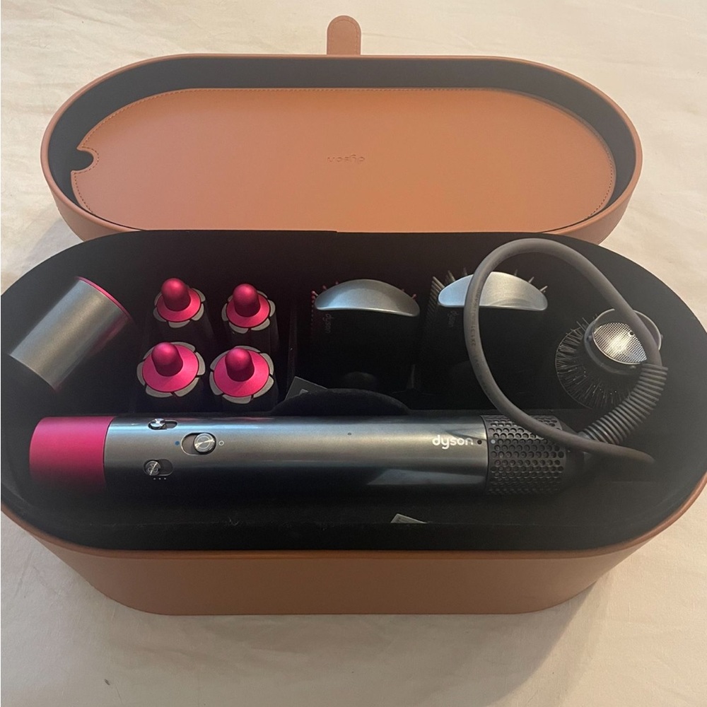 Dyson Airwrap styler